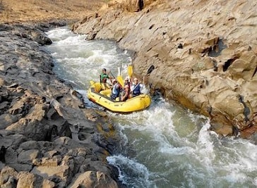 Vaitarna Rafting in Mumbai